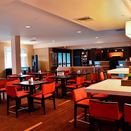 Courtyard By Marriott Concord Hotel Exterior foto