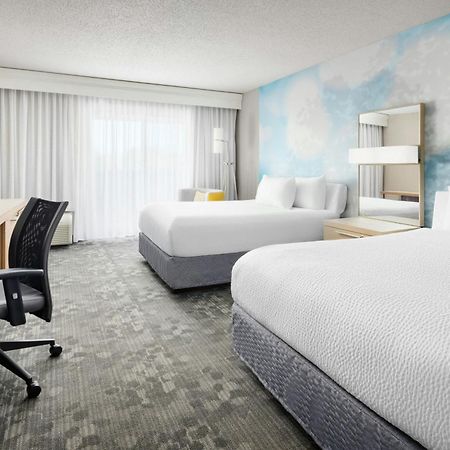 Courtyard By Marriott Concord Hotel Exterior foto